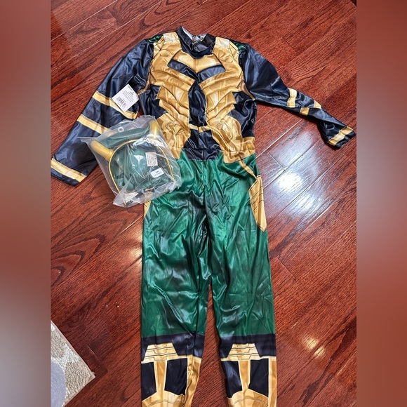 Avengers Loki child’s costume - Picture 4 of 16